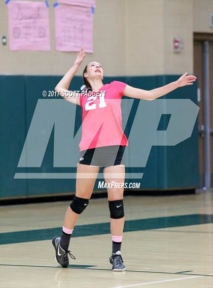 Thumbnail 1 in Great Oak @ Murrieta Mesa photogallery.