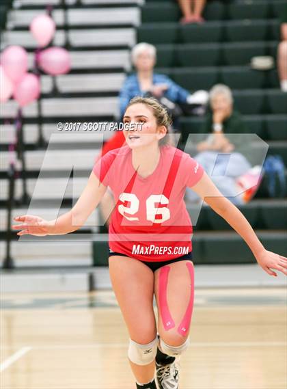 Thumbnail 1 in Great Oak @ Murrieta Mesa photogallery.