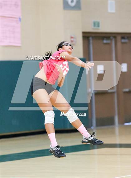 Thumbnail 2 in Great Oak @ Murrieta Mesa photogallery.