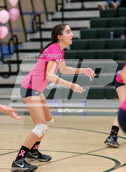 Thumbnail 1 in Great Oak @ Murrieta Mesa photogallery.