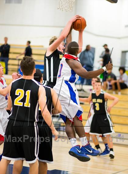 Thumbnail 1 in Del Oro vs Folsom (Trojan Toss Up) photogallery.