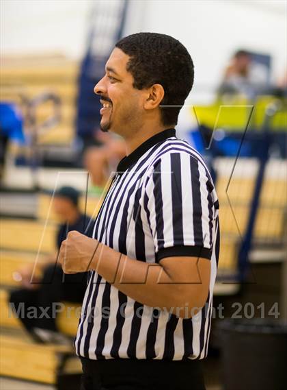 Thumbnail 3 in Del Oro vs Folsom (Trojan Toss Up) photogallery.