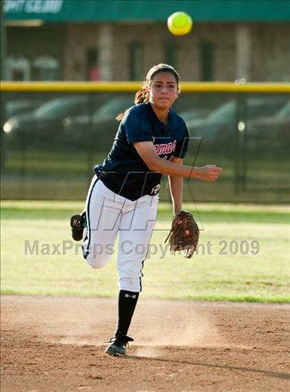Thumbnail 1 in Atascocita vs Lamar (UIL Region III 5A Playoffs) photogallery.