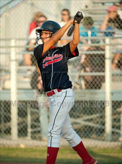 Thumbnail 3 in Atascocita vs Lamar (UIL Region III 5A Playoffs) photogallery.
