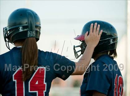 Thumbnail 2 in Atascocita vs Lamar (UIL Region III 5A Playoffs) photogallery.