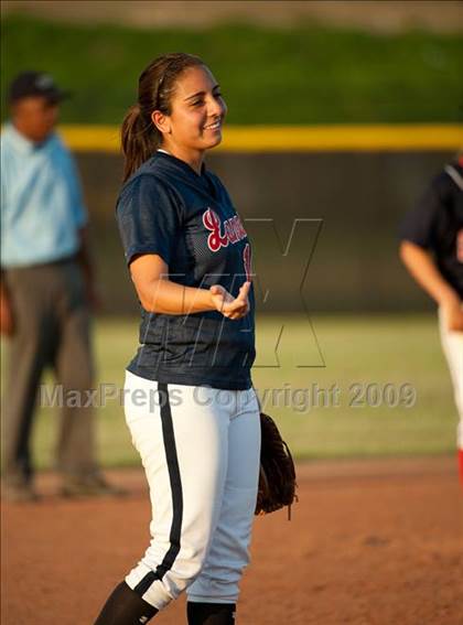 Thumbnail 1 in Atascocita vs Lamar (UIL Region III 5A Playoffs) photogallery.
