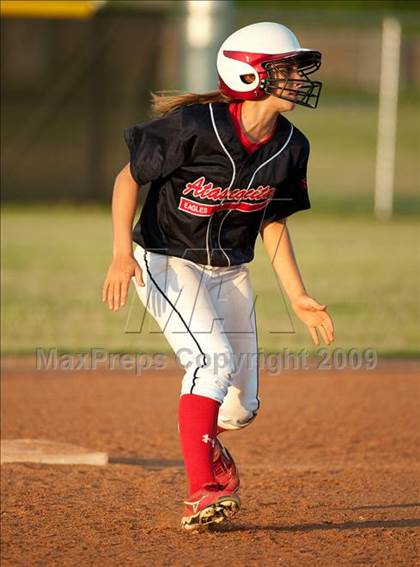 Thumbnail 2 in Atascocita vs Lamar (UIL Region III 5A Playoffs) photogallery.