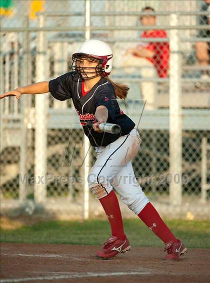Thumbnail 2 in Atascocita vs Lamar (UIL Region III 5A Playoffs) photogallery.