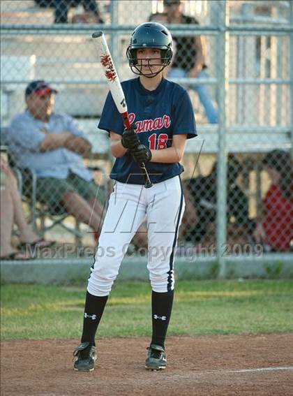 Thumbnail 3 in Atascocita vs Lamar (UIL Region III 5A Playoffs) photogallery.
