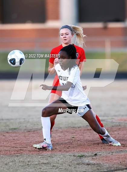 Thumbnail 3 in Hough @ South Mecklenburg photogallery.