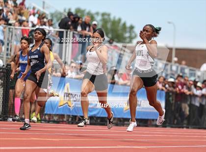 Thumbnail 1 in NYSPHSAA Outdoor Track & Field Championships (100 Meter Dash) photogallery.