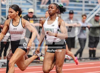 Thumbnail 2 in NYSPHSAA Outdoor Track & Field Championships (100 Meter Dash) photogallery.