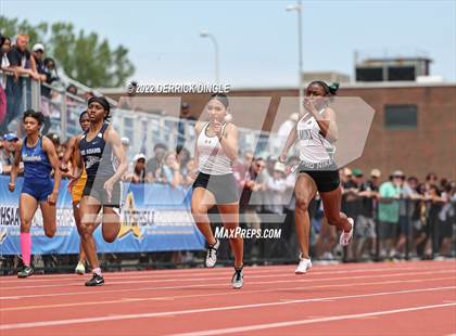 Thumbnail 1 in NYSPHSAA Outdoor Track & Field Championships (100 Meter Dash) photogallery.