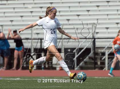 Thumbnail 3 in Cox vs. Battlefield (VHSL Class 6A Final) photogallery.
