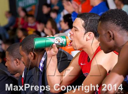 Thumbnail 2 in Rainier Beach vs. Findlay Prep (Dick's Sporting Goods National Tournament) photogallery.