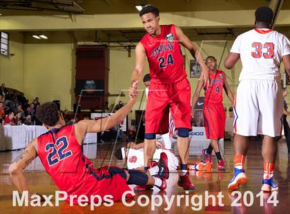 Thumbnail 1 in Rainier Beach vs. Findlay Prep (Dick's Sporting Goods National Tournament) photogallery.