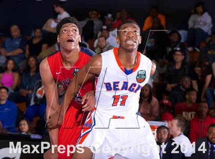 Thumbnail 2 in Rainier Beach vs. Findlay Prep (Dick's Sporting Goods National Tournament) photogallery.