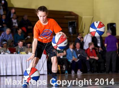 Thumbnail 1 in Rainier Beach vs. Findlay Prep (Dick's Sporting Goods National Tournament) photogallery.
