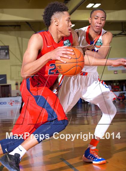 Thumbnail 1 in Rainier Beach vs. Findlay Prep (Dick's Sporting Goods National Tournament) photogallery.