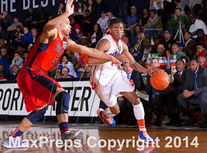 Thumbnail 3 in Rainier Beach vs. Findlay Prep (Dick's Sporting Goods National Tournament) photogallery.