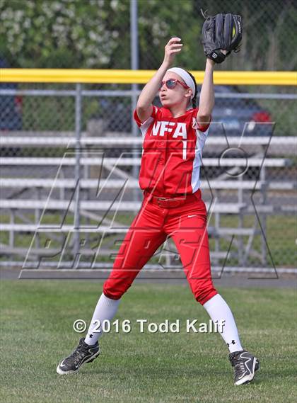 Thumbnail 3 in Norwich Free Academy vs. Cheshire (CIAC Class LL Semifinal) photogallery.