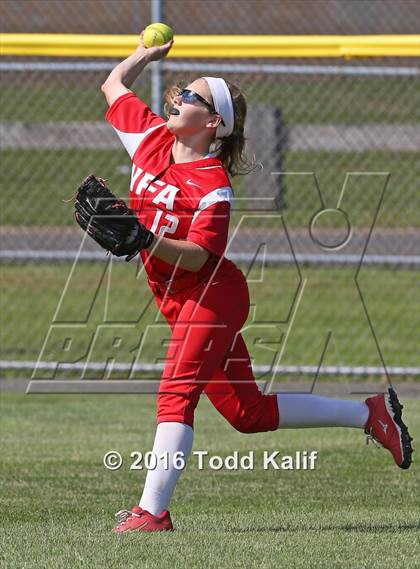 Thumbnail 3 in Norwich Free Academy vs. Cheshire (CIAC Class LL Semifinal) photogallery.
