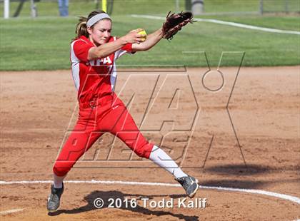 Thumbnail 2 in Norwich Free Academy vs. Cheshire (CIAC Class LL Semifinal) photogallery.