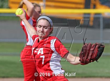 Thumbnail 3 in Norwich Free Academy vs. Cheshire (CIAC Class LL Semifinal) photogallery.
