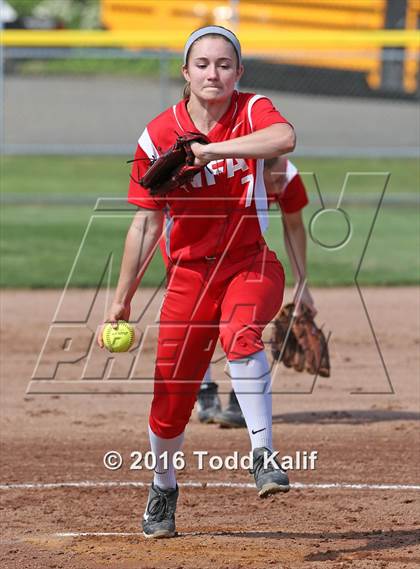 Thumbnail 3 in Norwich Free Academy vs. Cheshire (CIAC Class LL Semifinal) photogallery.