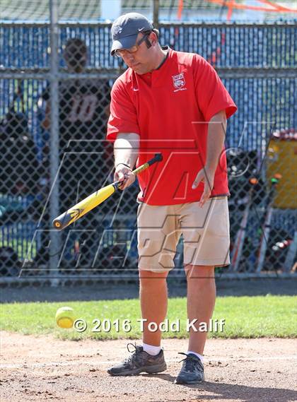 Thumbnail 3 in Norwich Free Academy vs. Cheshire (CIAC Class LL Semifinal) photogallery.