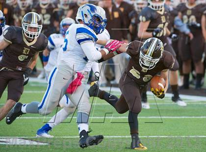 Thumbnail 2 in Pleasant Grove vs Davis (UHSAA 5A Regional Playoff) photogallery.