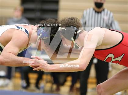 Thumbnail 3 in Romeo vs. Dakota vs. Anchor Bay vs. Stoney Creek (MHSAA Regional) photogallery.