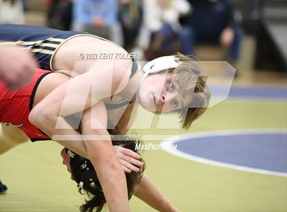 Thumbnail 3 in Romeo vs. Dakota vs. Anchor Bay vs. Stoney Creek (MHSAA Regional) photogallery.