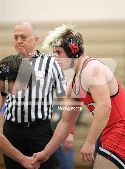 Thumbnail 2 in Romeo vs. Dakota vs. Anchor Bay vs. Stoney Creek (MHSAA Regional) photogallery.