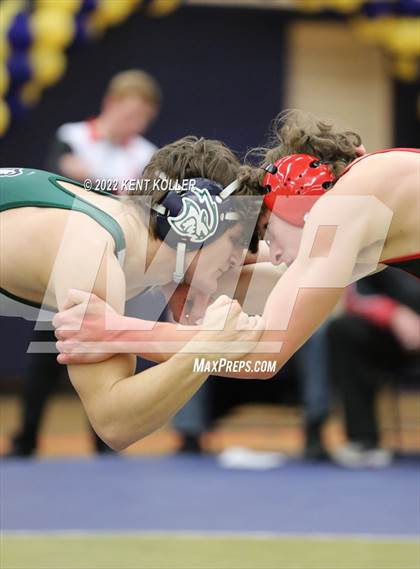 Thumbnail 1 in Romeo vs. Dakota vs. Anchor Bay vs. Stoney Creek (MHSAA Regional) photogallery.