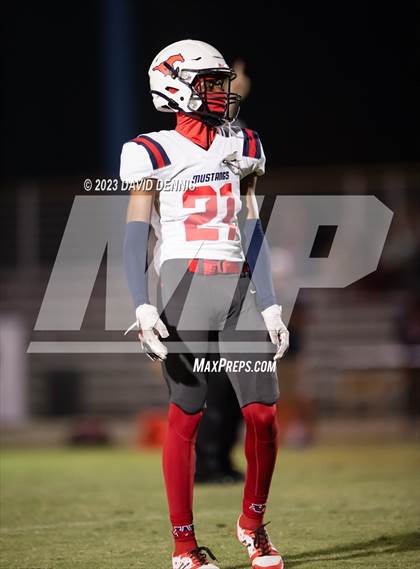 Thumbnail 3 in Tulare Western @ Bakersfield Christian photogallery.
