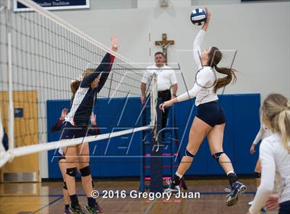 Thumbnail 1 in Teurlings Catholic vs Archbishop Hannan (Catholic League Tournament) photogallery.