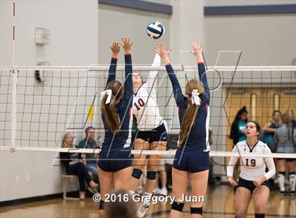 Thumbnail 1 in Teurlings Catholic vs Archbishop Hannan (Catholic League Tournament) photogallery.