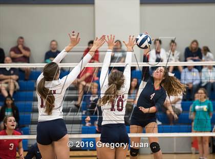 Thumbnail 1 in Teurlings Catholic vs Archbishop Hannan (Catholic League Tournament) photogallery.