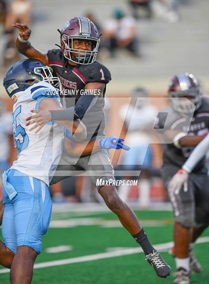 Thumbnail 1 in Carver, Atl. vs Cedar Grove (Scrimmage) photogallery.