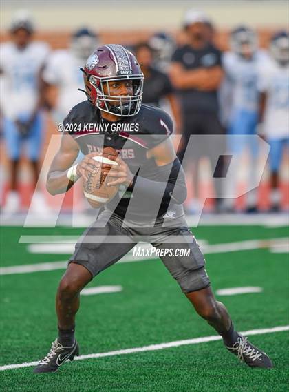 Thumbnail 2 in Carver, Atl. vs Cedar Grove (Scrimmage) photogallery.