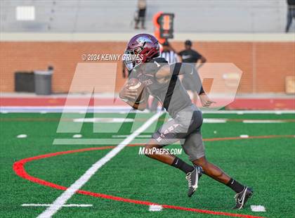 Thumbnail 3 in Carver, Atl. vs Cedar Grove (Scrimmage) photogallery.