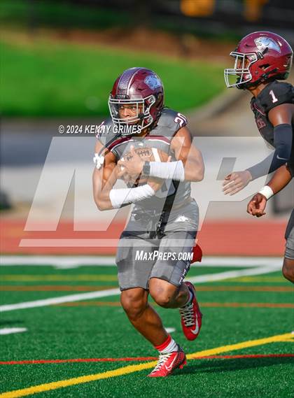 Thumbnail 1 in Carver, Atl. vs Cedar Grove (Scrimmage) photogallery.
