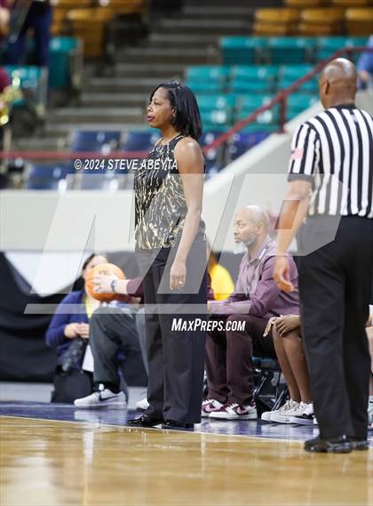 Thumbnail 3 in Mullen vs. Cherokee Trail (CHSAA 6A Great 8) photogallery.