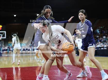 Thumbnail 2 in Mullen vs. Cherokee Trail (CHSAA 6A Great 8) photogallery.