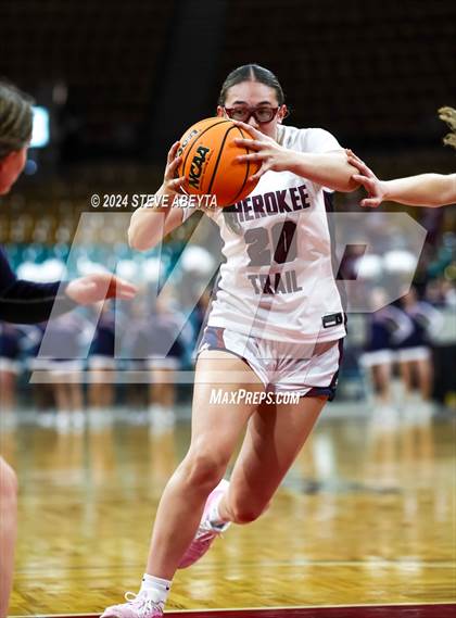 Thumbnail 3 in Mullen vs. Cherokee Trail (CHSAA 6A Great 8) photogallery.