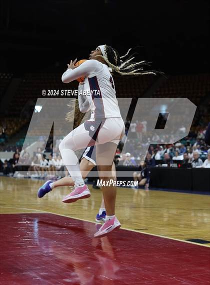 Thumbnail 1 in Mullen vs. Cherokee Trail (CHSAA 6A Great 8) photogallery.