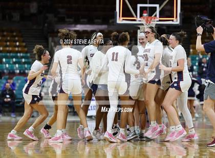 Thumbnail 1 in Mullen vs. Cherokee Trail (CHSAA 6A Great 8) photogallery.