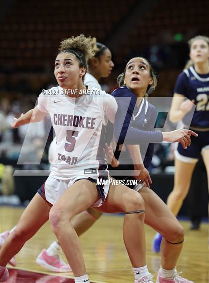Thumbnail 1 in Mullen vs. Cherokee Trail (CHSAA 6A Great 8) photogallery.