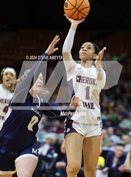 Thumbnail 2 in Mullen vs. Cherokee Trail (CHSAA 6A Great 8) photogallery.